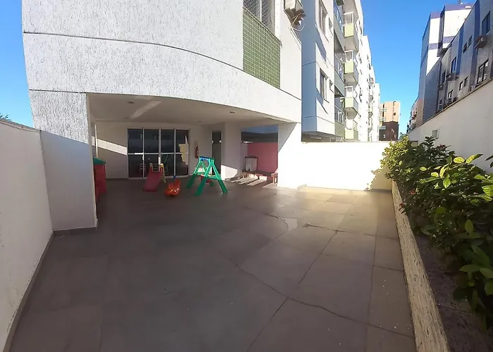 para Temporada em - Excelente Localização no Bairro Parque Riviera!